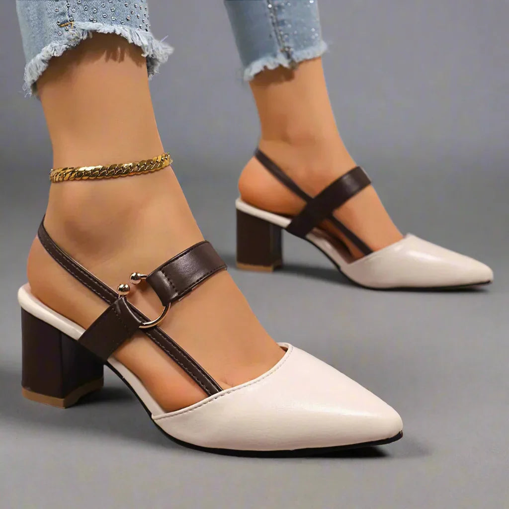 Fernanda – Sapatos Elegantes de Salto com Detalhe Dourado