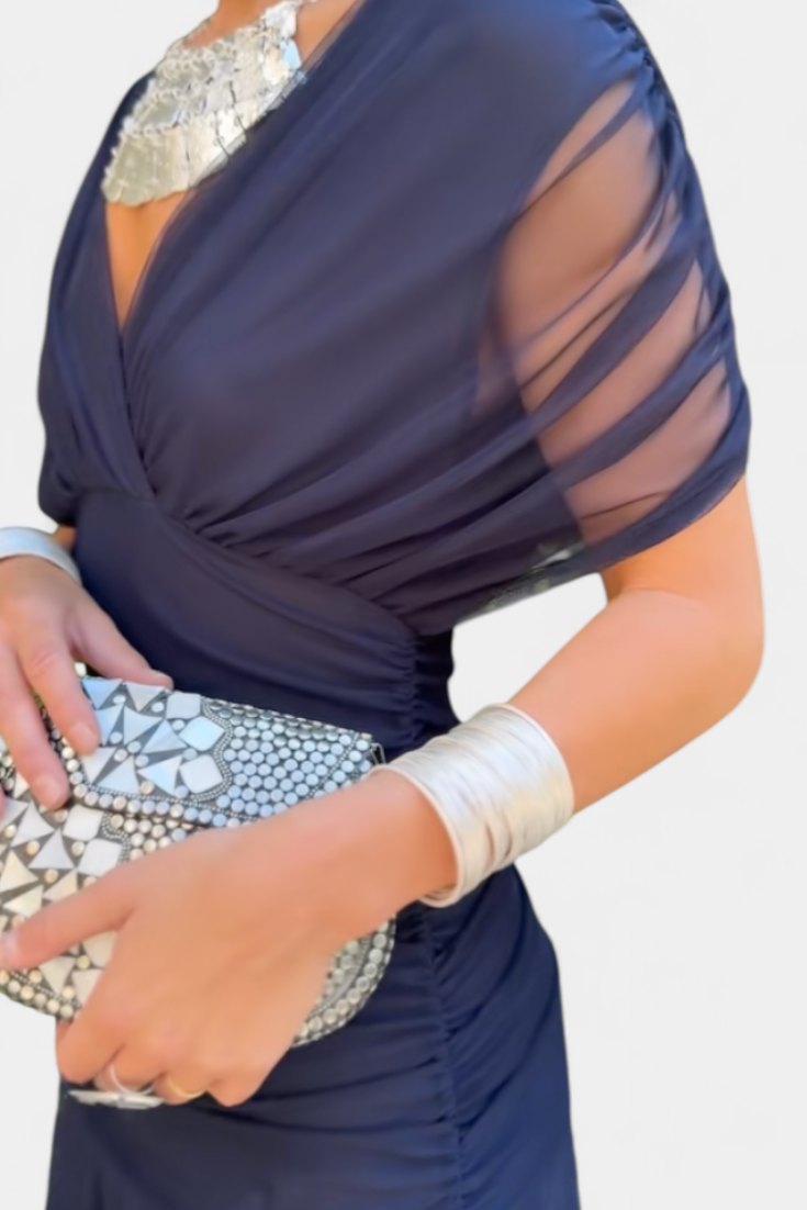 Floribela | Vestido Longo Floral com Decote em V