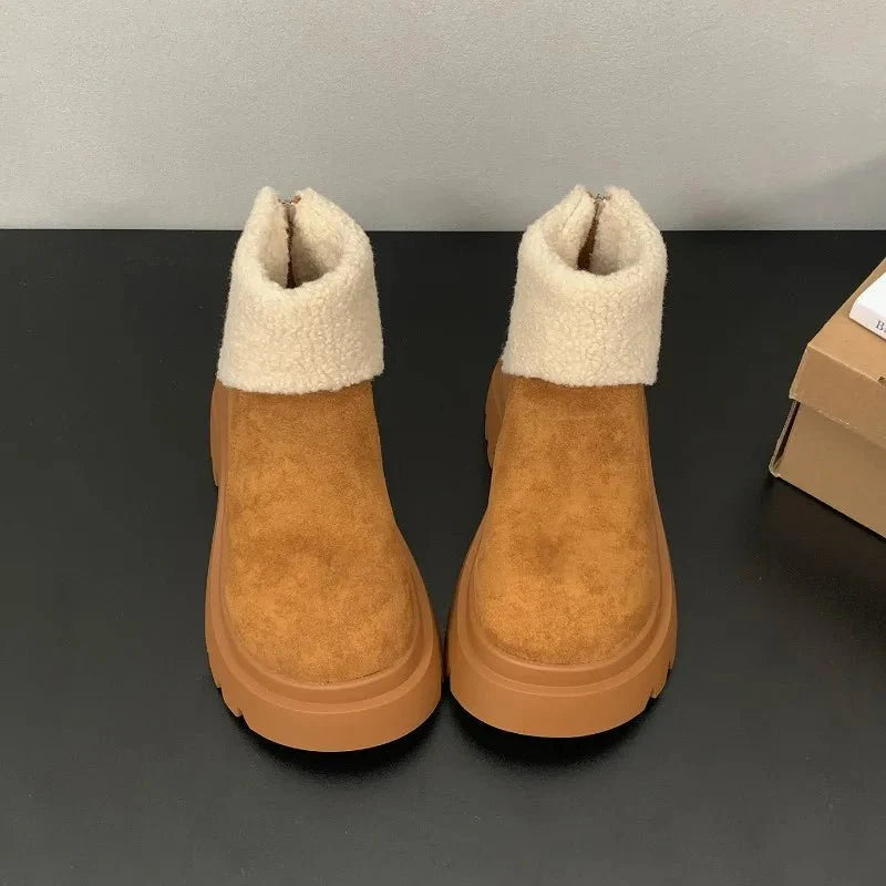 Jazmin | Plataforma grossa e design minimalista para um inverno com estilo