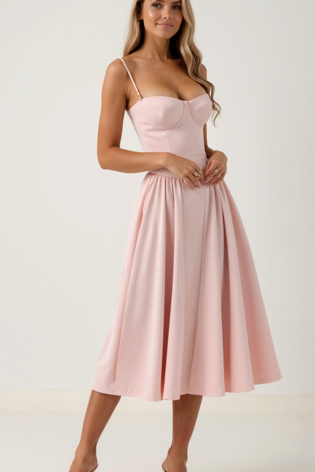 Odette Élégance | Vestido midi com corpete estruturado